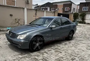 Mercedes-Benz C280 2006 Blue