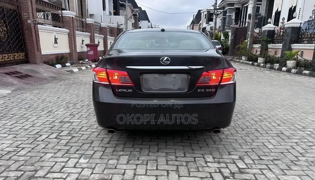Lexus ES 350 2011 Black