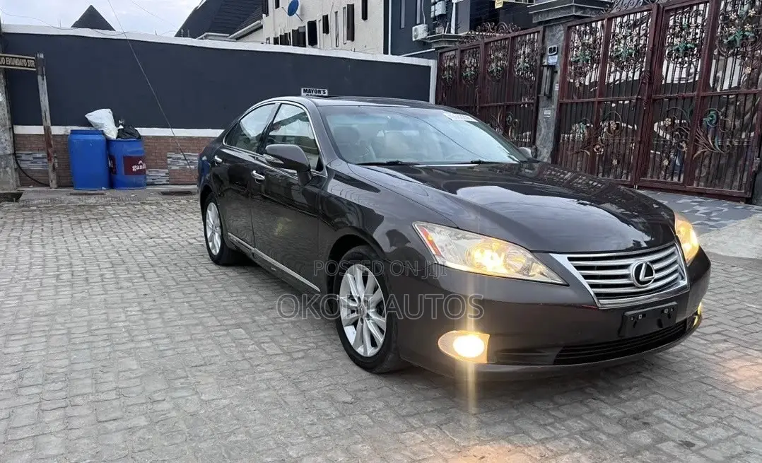 Lexus ES 350 2011 Black