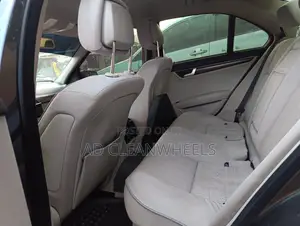 Mercedes-Benz C250 2011