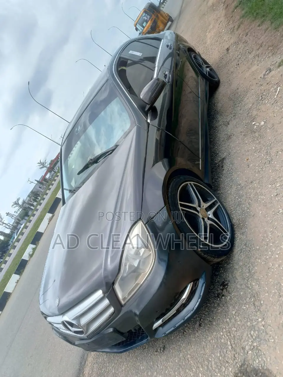 Mercedes-Benz C250 2011
