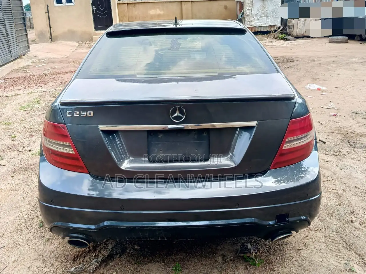 Mercedes-Benz C250 2011