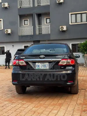 Toyota Corolla 2013 Black