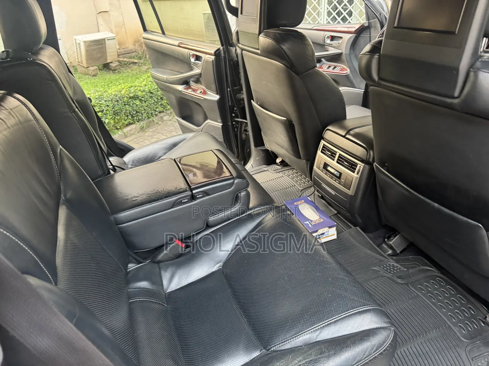 Lexus LX 570 AWD 2014 Black
