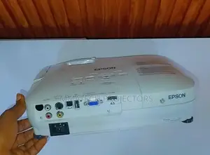 Uk Used Epson TV Projector Home Cinema ,Offices Lagos,abuja ,Ibadan