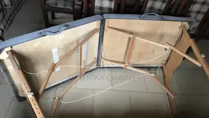 Masseuse Table