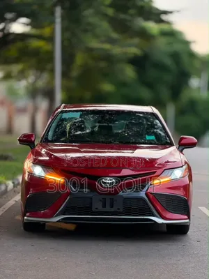 Toyota Camry 2020 Red
