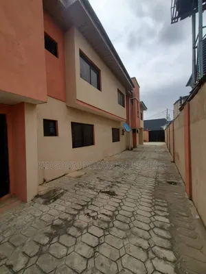 3bdrm Block of Flats in Oko Oba Abulegba for sale