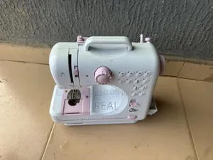 Battery Mini Sewing Machine