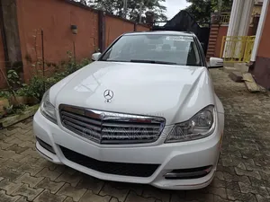 Mercedes-Benz C250 2015 White