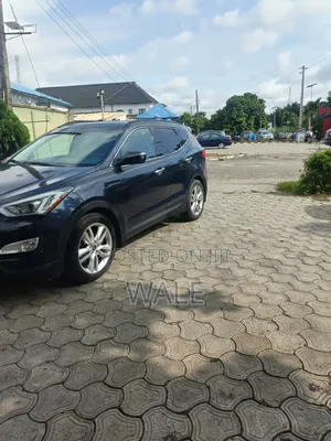 Hyundai Santa Fe 2016 Blue