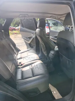 Hyundai Santa Fe 2016 Blue