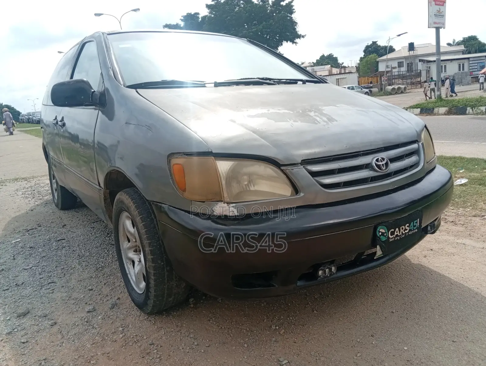 Toyota Sienna 2002 Gray