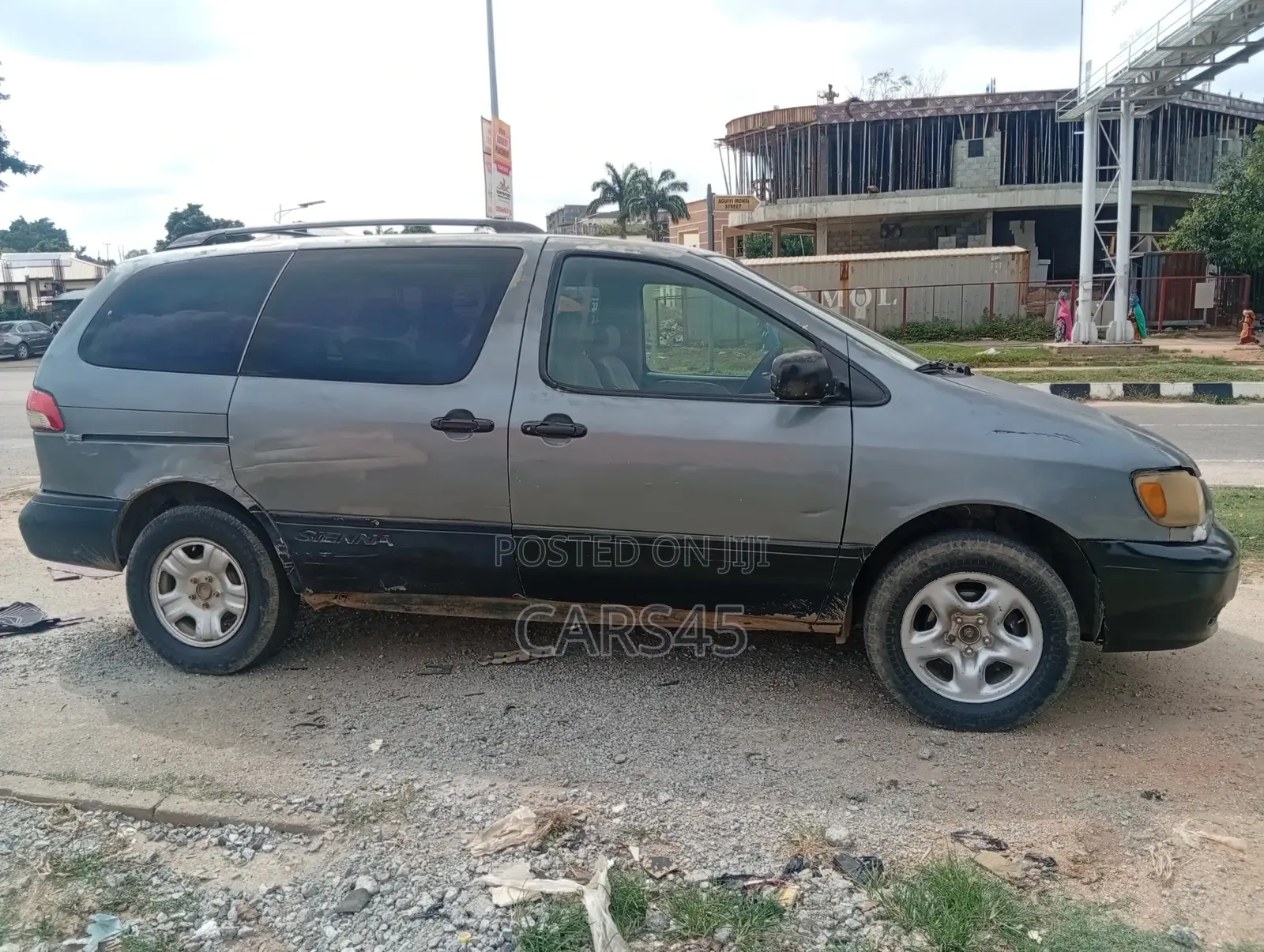 Toyota Sienna 2002 Gray
