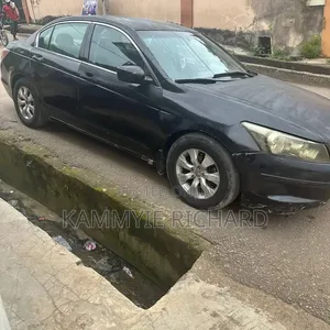 Honda Accord 2010 Black