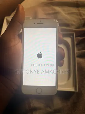 Apple iPhone 7 32 GB Rose Gold