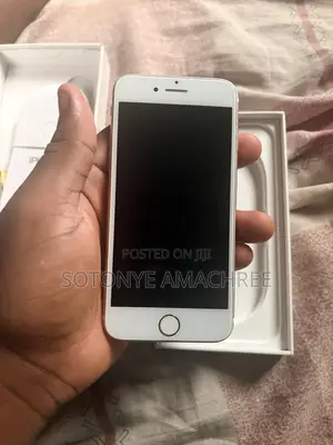Apple iPhone 7 32 GB Rose Gold