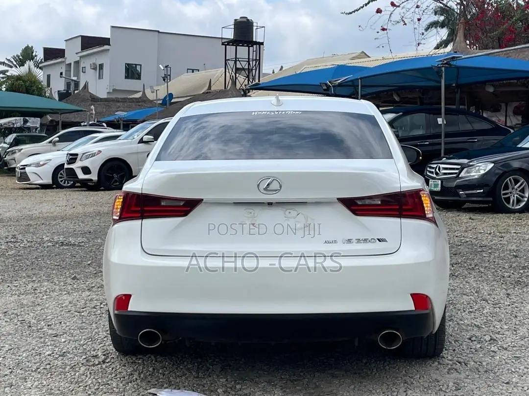 Lexus IS 2014 White