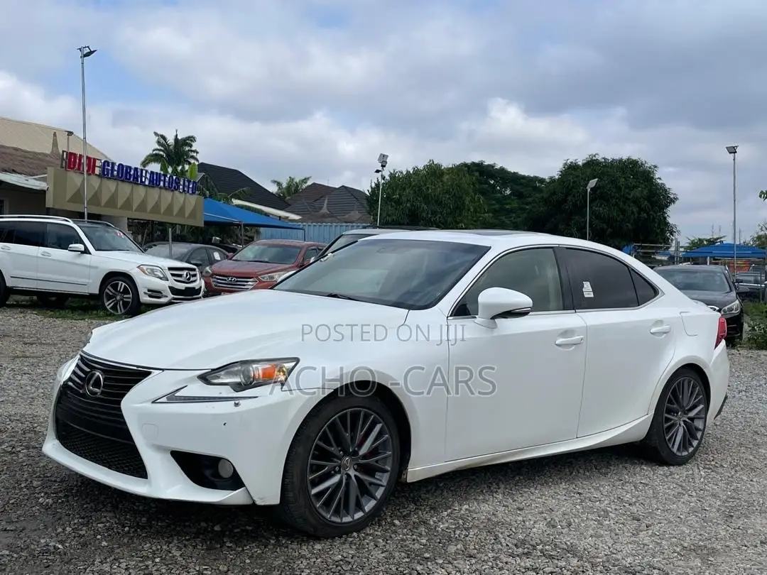 Lexus IS 2014 White