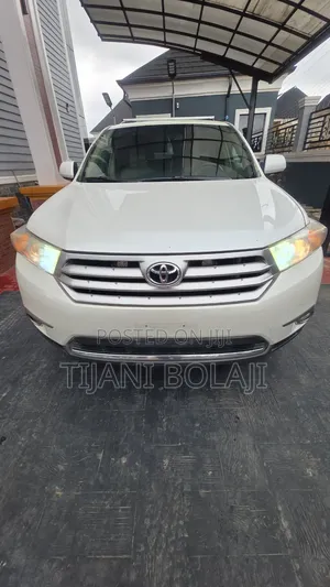 Toyota Highlander 2013 White