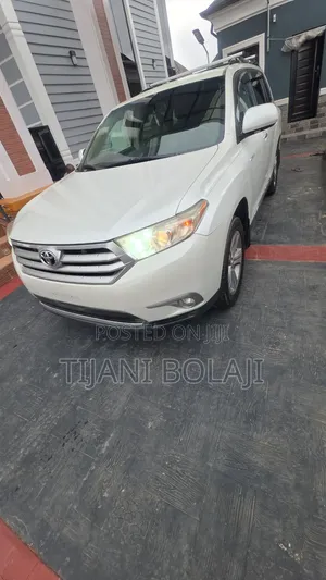 Toyota Highlander 2013 White