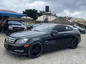 Mercedes-Benz C350 2013 Black