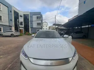 BYD Song Plus 2022 White