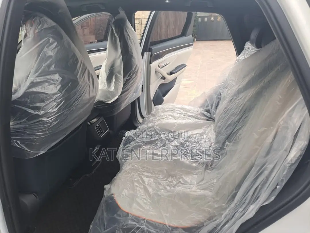 BYD Song Plus 2022 White