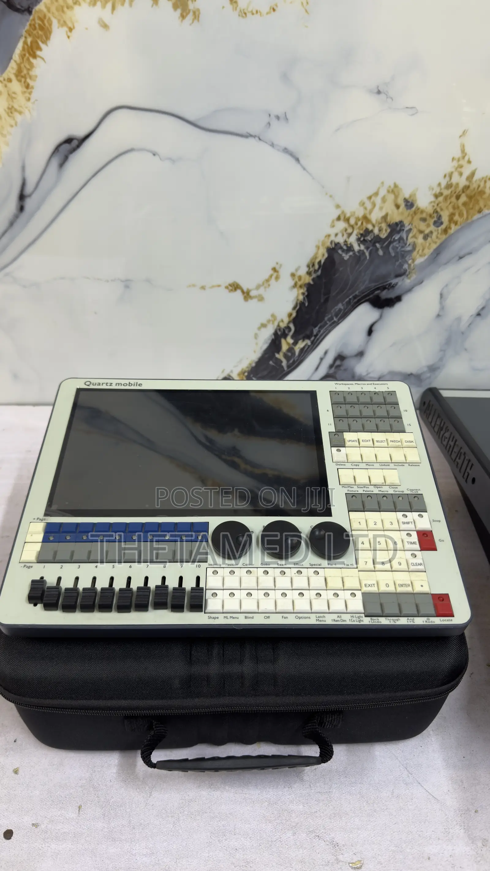 Avolites Quart Mobile