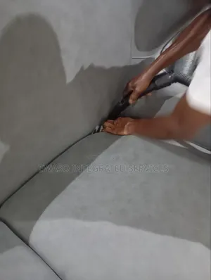 Upholstery Deep Cleaning