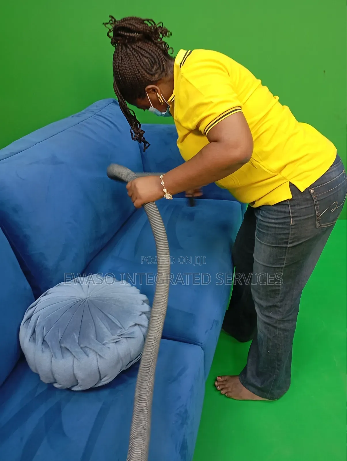 Upholstery Deep Cleaning