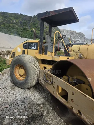 Cat Cylinder Roller