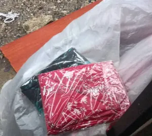 6by6 Bedsheets With 4 Pillow Cases