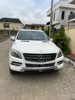 Mercedes-Benz M Class ML350 4MATIC 4dr SUV AWD (3.5L 6cyl 7A) 2015