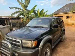 Toyota 4-Runner 2000 Black