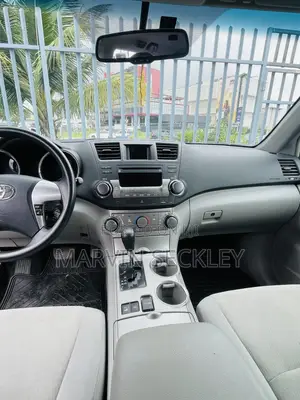 Toyota Highlander 2012 Blue