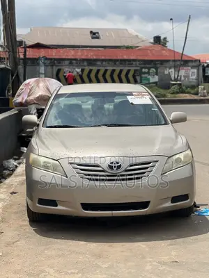 Toyota Camry LE 4dr Sedan (2.4L 4cyl 5A) 2008 Gold