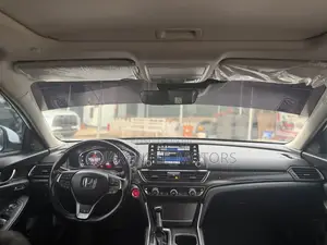 Honda Accord 2018 White