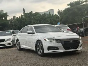 Honda Accord 2018 White