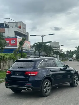 Mercedes-Benz GLC-Class 2016 Blue