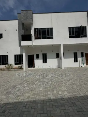 3bdrm Duplex in Lekki for rent