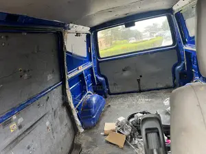 Volkswagen Transporter 2003 Blue