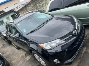 Toyota RAV4 Limited 4dr SUV (2.5L 4cyl 6A) 2015 Black