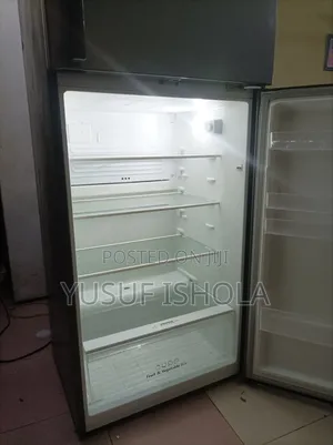 Hisense 400 Litter Refrigerator