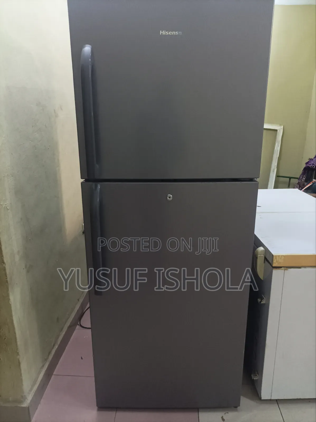Hisense 400 Litter Refrigerator