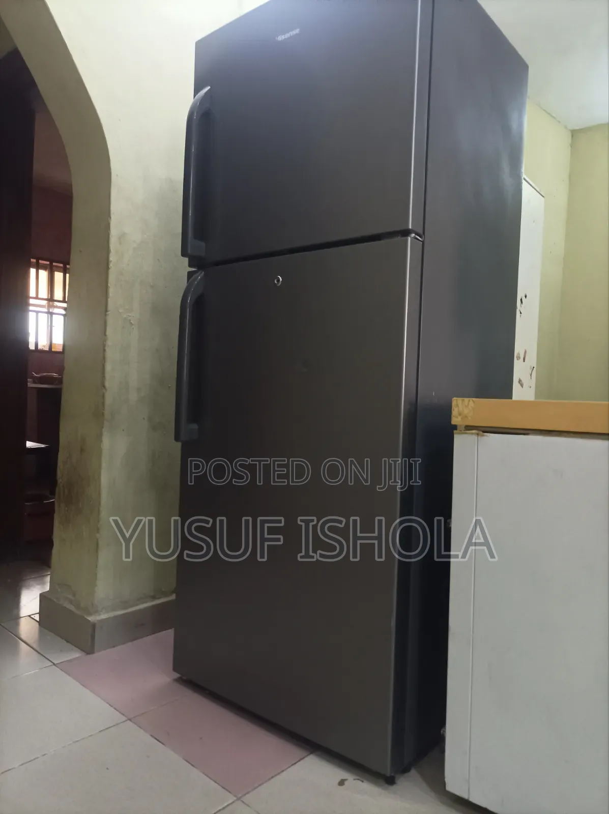 Hisense 400 Litter Refrigerator