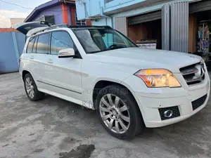 Mercedes-Benz GLK-Class 350 4MATIC 2011 White