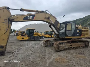 Cat 349D2L Escavator