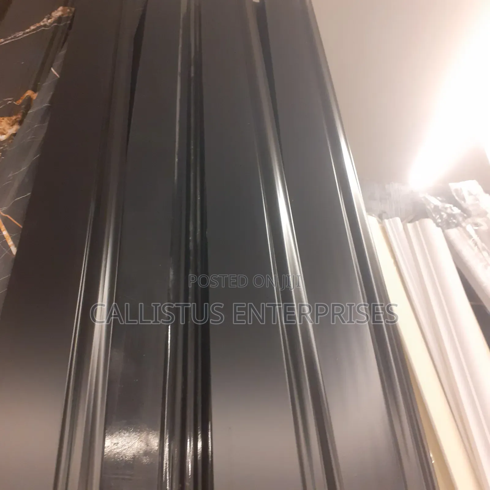 Black Skirting