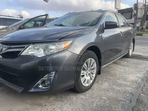 Toyota Camry 2014 Gray